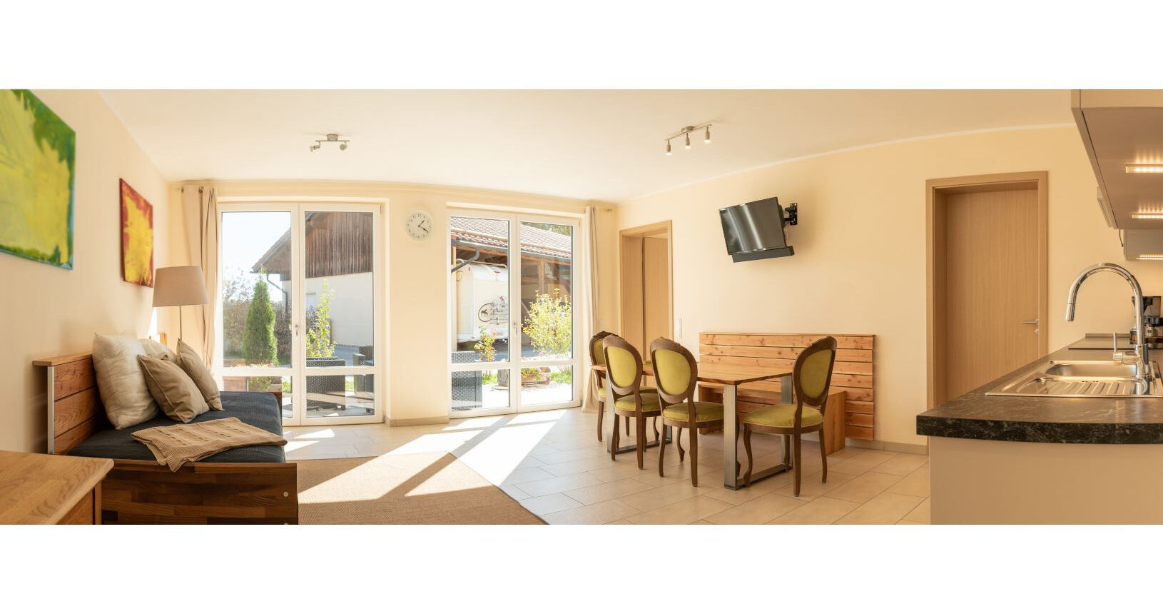gut-mischenried-ferienwohnung-apfel-1-wohnzimmer