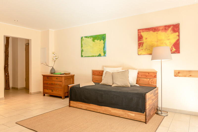 gut-mischenried-ferienwohnung-apfel-2-wohnzimmer-1